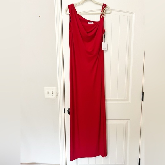 NWT Calvin Klein Sleeveless Chain Detail Red Gown - Picture 1 of 9